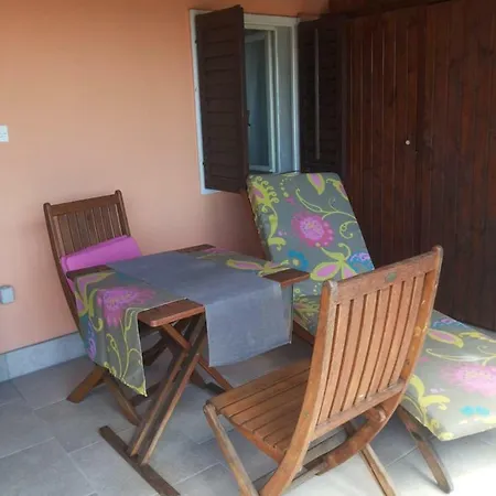Ines, Cozy, Stunning View, Parking, Pet Friendly * 오파티아
